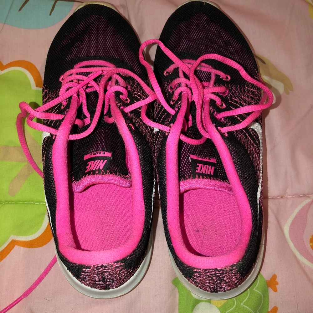 Girls Nike shoes